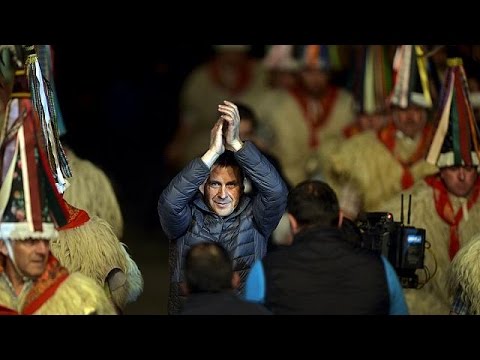 الانفصالييون اليساريون في الباسك يحتفلون في خروج أحد زعمائهم
