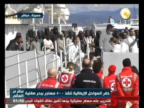 شاهد خفر السواحل الإيطالية تنقذ 500 مهاجر