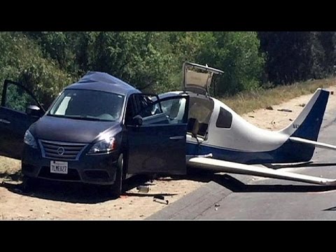 شاهد مقتل سيدة وإصابة 5 في تحطم طائرة صغيرة في كاليفورنيا